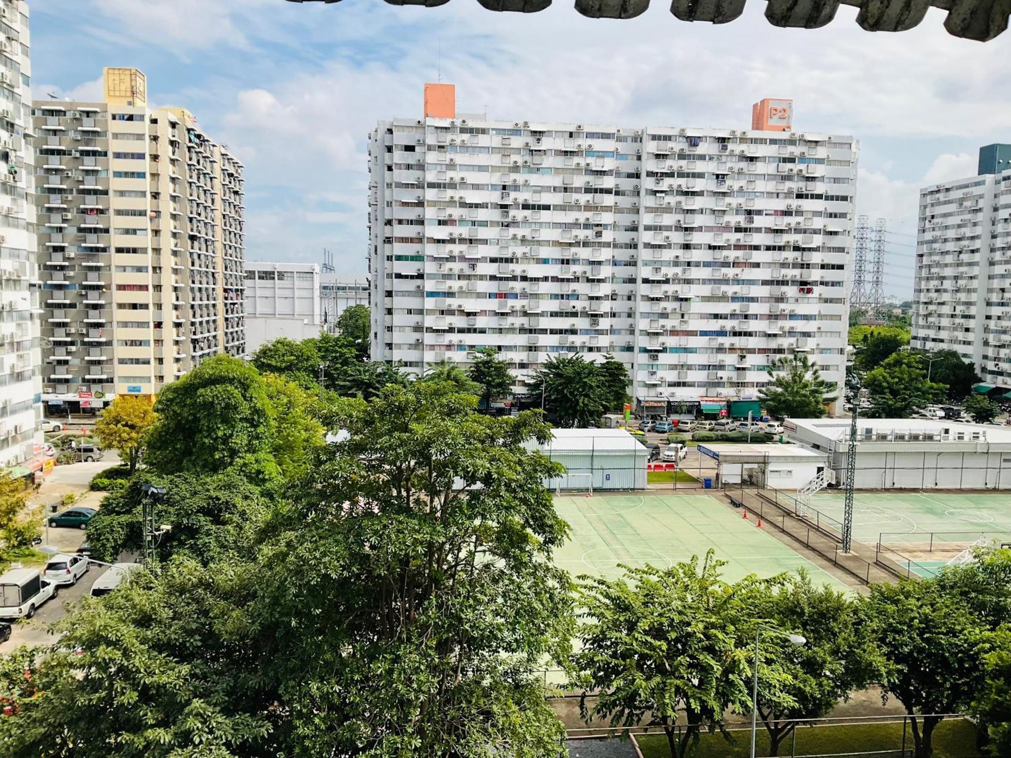 Appartamento Muangthong C3,C4Near Impact Nonthaburi Esterno foto